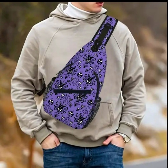 Disney’s Inspired Haunted Mansion Men’s Sling Bag - NWOT - Picture 5 of 5